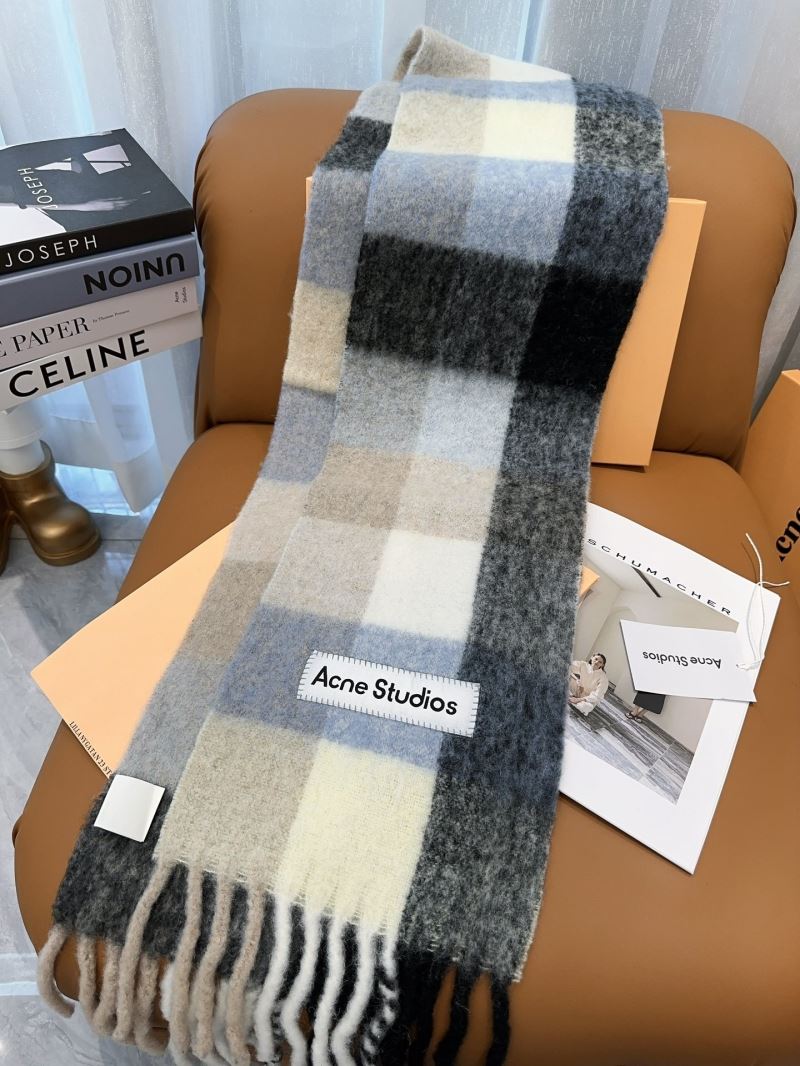 Acne Scarf